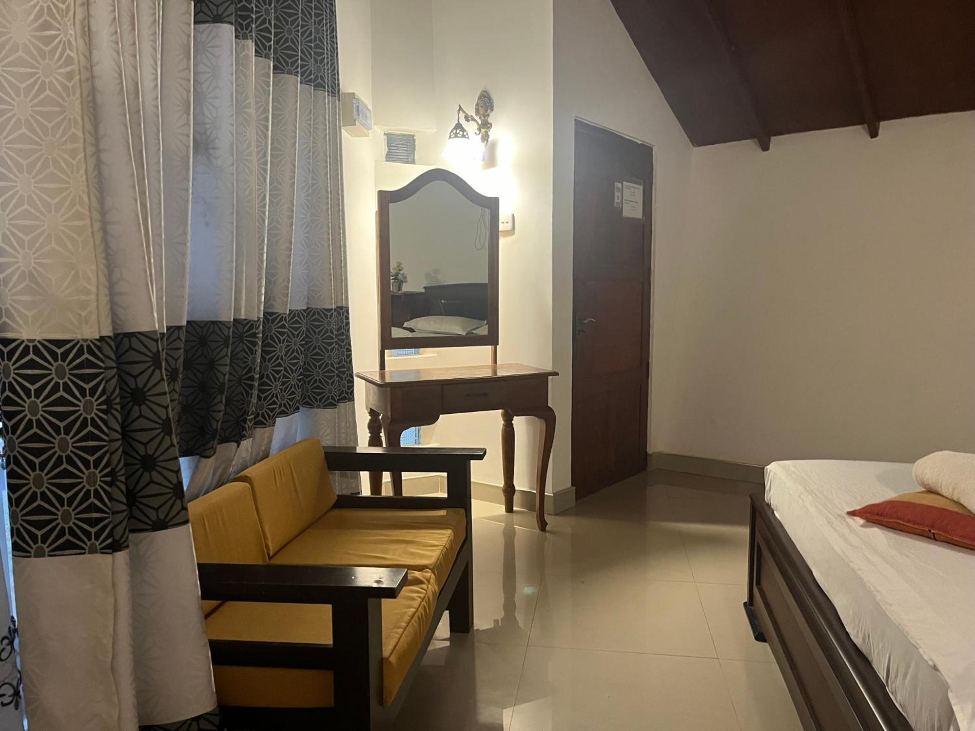 Royal Green Garden - Puttalam Exterior foto